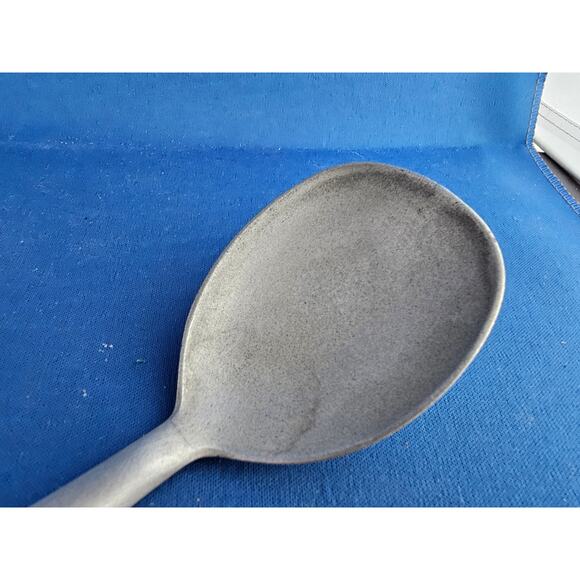 Vintage Aluminum Ice Cream Scoop - 8-3/4 inches long - Picture 2 of 8